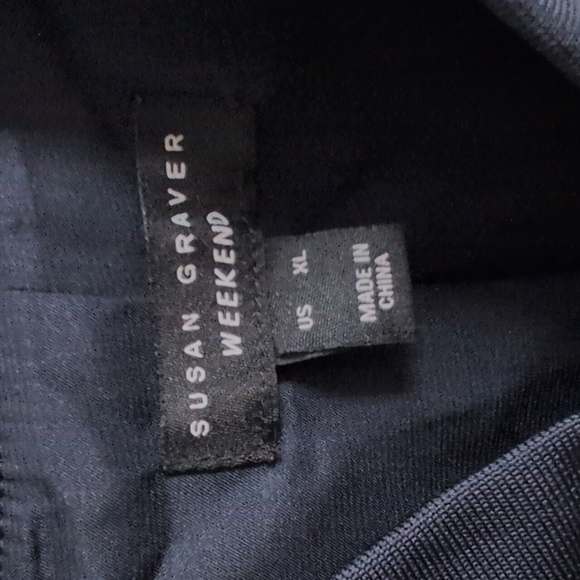 Susan Graver Weekend Dark Floral Full Zip Bomber Jacket NWOT XL - Picture 6 of 16